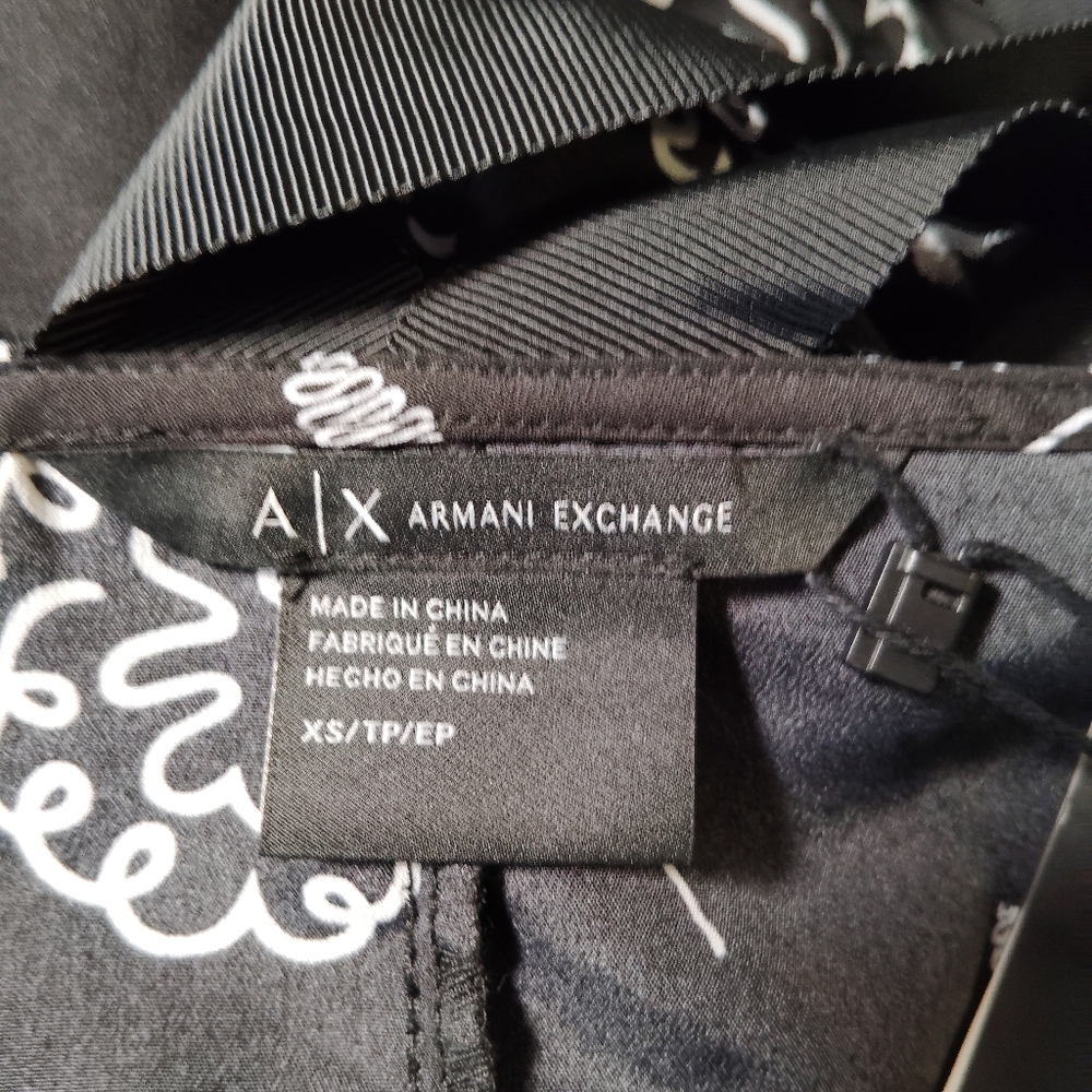 Armani Exchange Flower Design Off The Shoulder Top Size-XS - Picture 6 of 7
